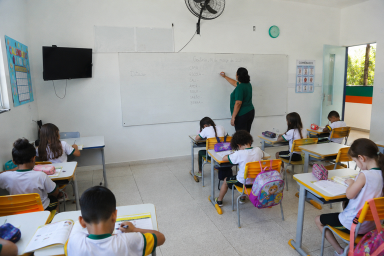 Goiânia amplia rede de ensino e acelera criação de vagas na educação infantil
