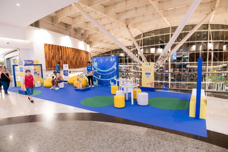 Passeio das Águas Shopping recebe novo espaço oficial de troca de figurinhas da Copa do Mundo FIFA 2026™