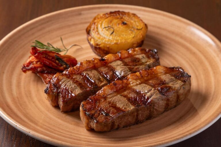 NB Steak apresenta Menu Essencial e amplia formato de serviço