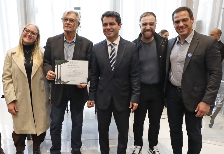 Arquiteto Ricardo Amaral é premiado com o projeto EVO, que propõe transformar corredores do BRT em parques lineares