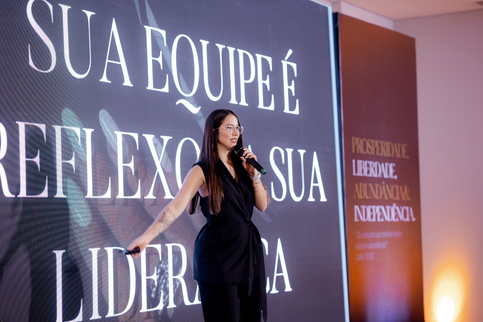 Smart Business na beleza: a digitalização que impulsiona a liderança feminina no setor