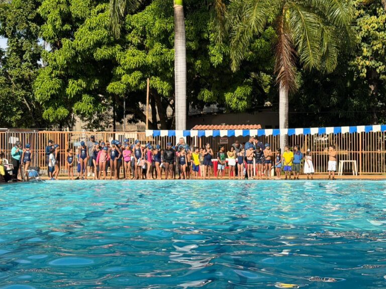 Programa Raias do Amanhã abre matrículas para aulas gratuitas de natação em Goiânia