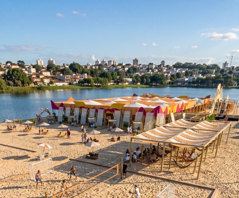 Rancho Deboxe estreia na Praia dos Índios e amplia programação da temporada de Aruanã com shows, esporte e gastronomia