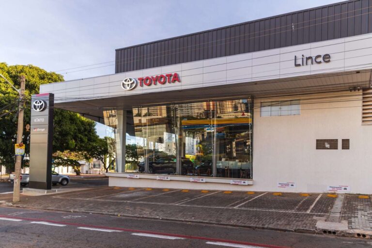 Grupo Ramasa celebra 50 anos investindo em pessoas e lança programa para formar novos talentos.