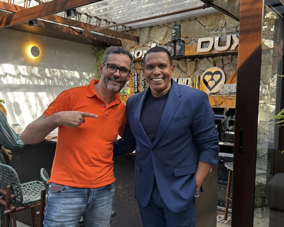 Léo Silva e DJ Torrada.