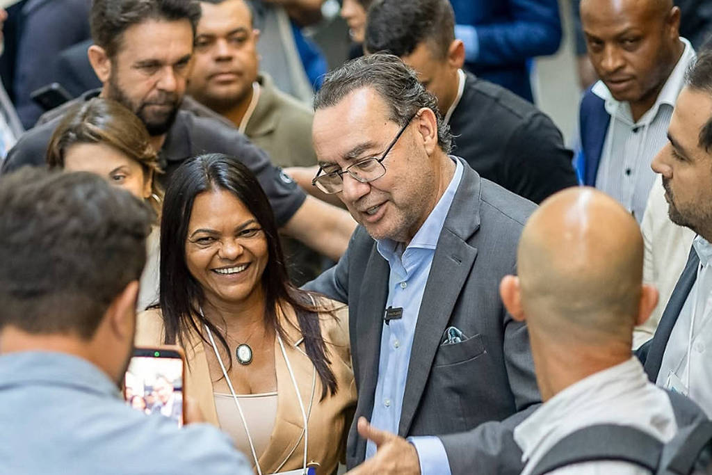 Augusto Cury tenta dobradinha com Aldo, que também considera concorrer a deputado ou apoiar Caiado