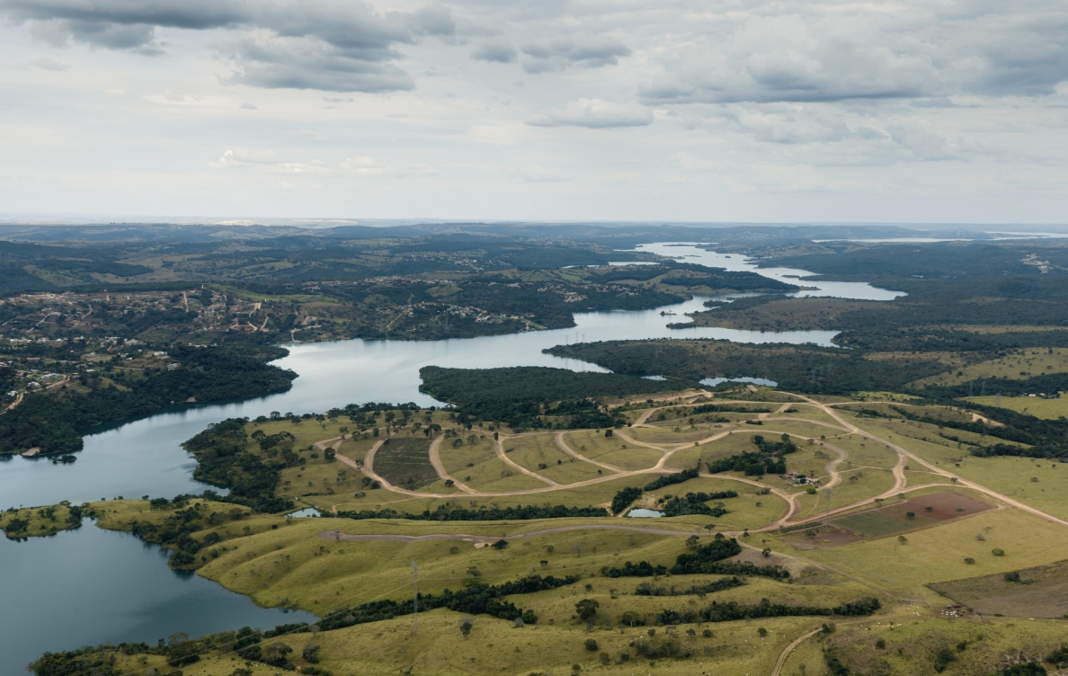 Lago Corumbá IV é um empreendimento que inverte a lógica de ocupação vigente no Brasil, com foco na preservação da natureza e organização.