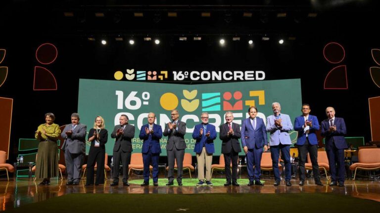 Sicredi leva ao Concred 2026 debate sobre o bem-estar financeiro no Brasil