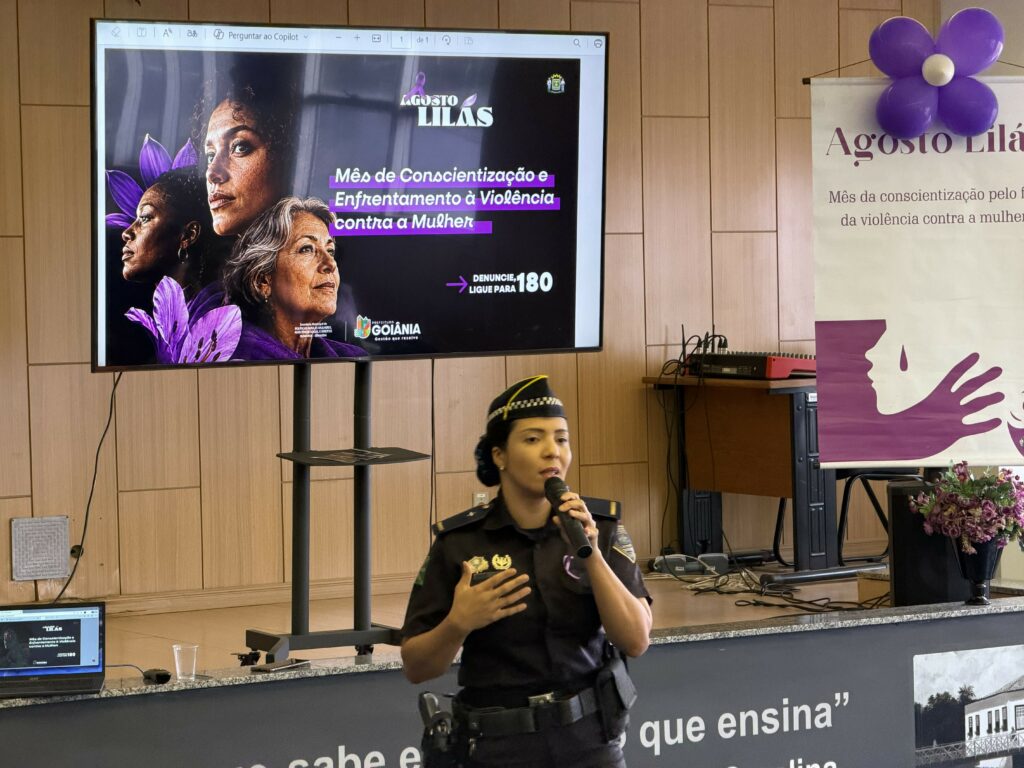 Prefeitura de Goiânia reúne mulheres durante ação do Agosto Lilás