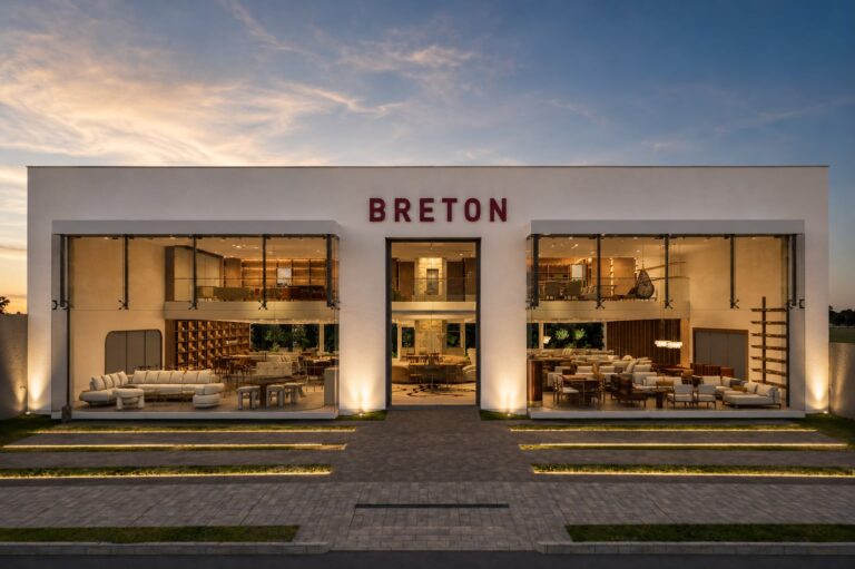 Breton inaugura primeira loja em Goiânia e reforça aposta no mercado de alto padrão.