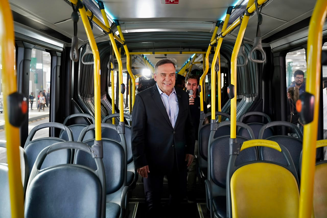 “Metronizar é fazer o ônibus andar mais rápido, com mais previsibilidade e menos paradas”, diz Mabel
