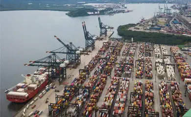 Brasil amplia comércio com Índia e retoma diálogo sobre tarifaço