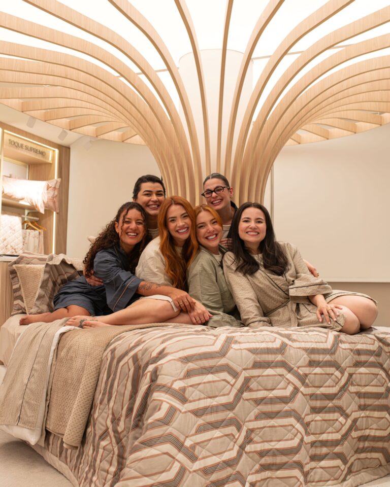 Karsten transforma showroom em casa para apresentar nova coleção.
