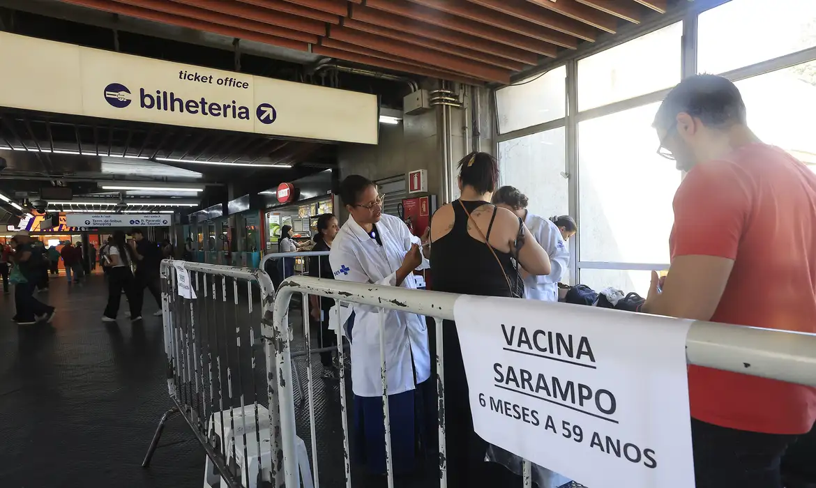 Ministério da Saúde reforça chamamento para vacina contra o sarampo