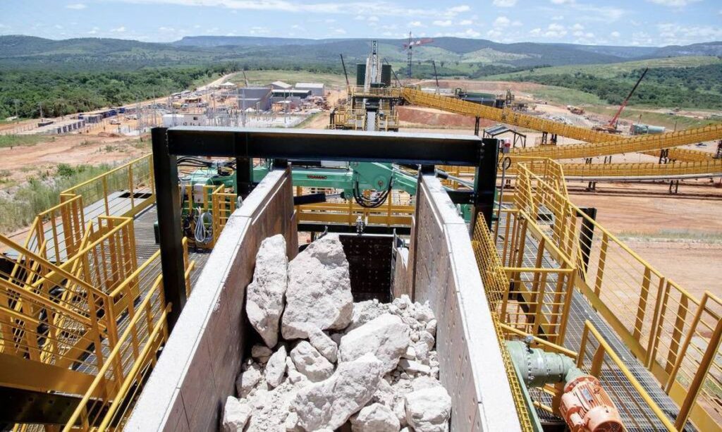 CMN facilita crédito emergencial a fertilizantes e minerais críticos