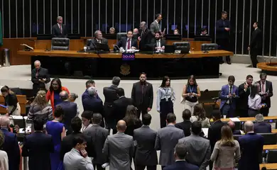 Brasil cria política para ampliar produção de minerais críticos
