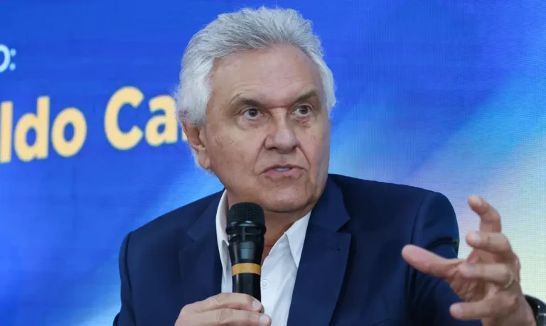 Internado em SP, Ronaldo Caiado recebe diagnóstico de pneumonia