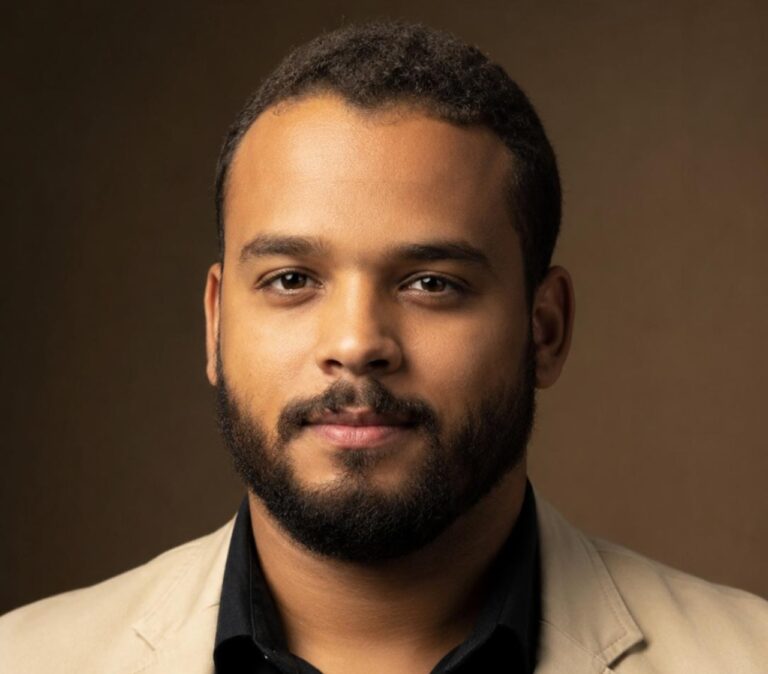 Diego Moreira transforma marketing em estratégia para impulsionar negócios no ambiente digital.