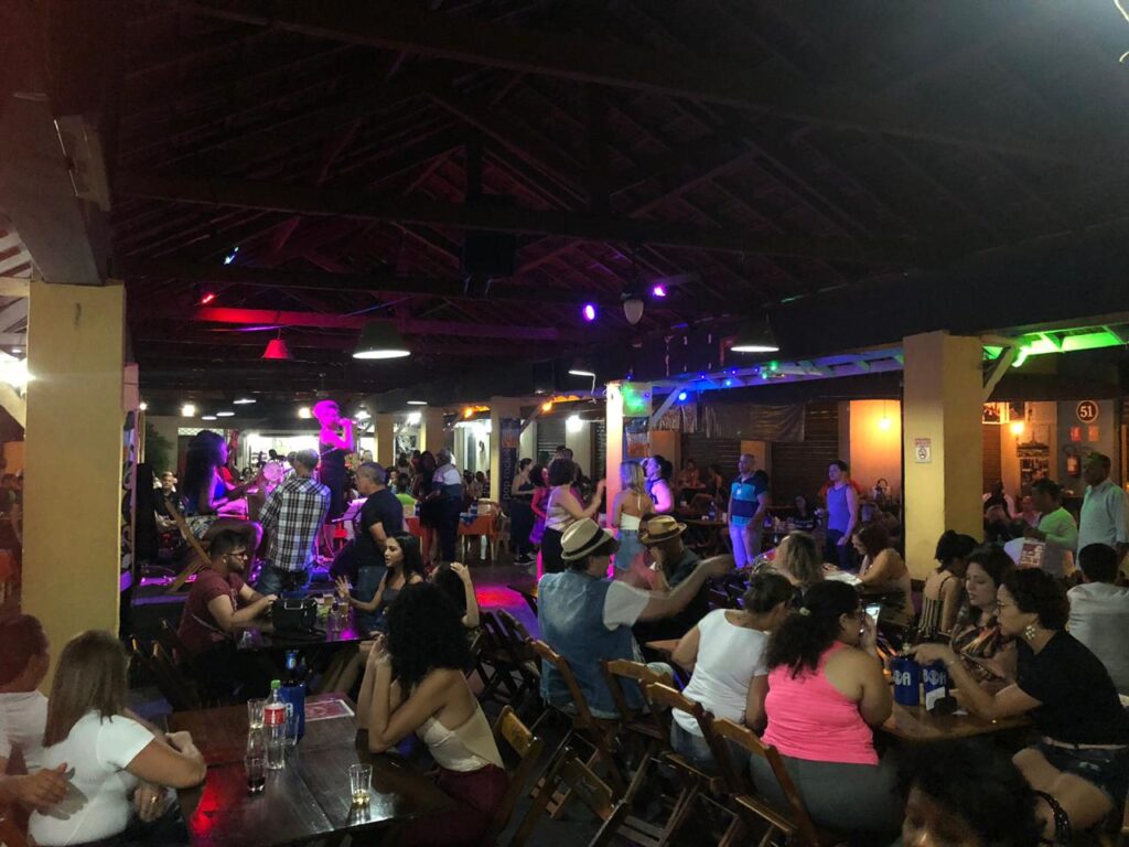 Mercados municipais são opções de compras e lazer no fim de semana