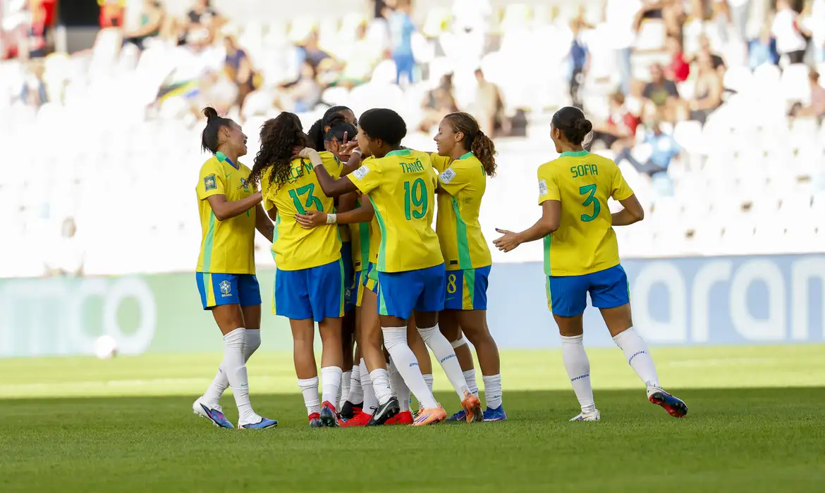 Thais Lima brilha nos pênaltis e Brasil segue na Copa Feminina sub-20