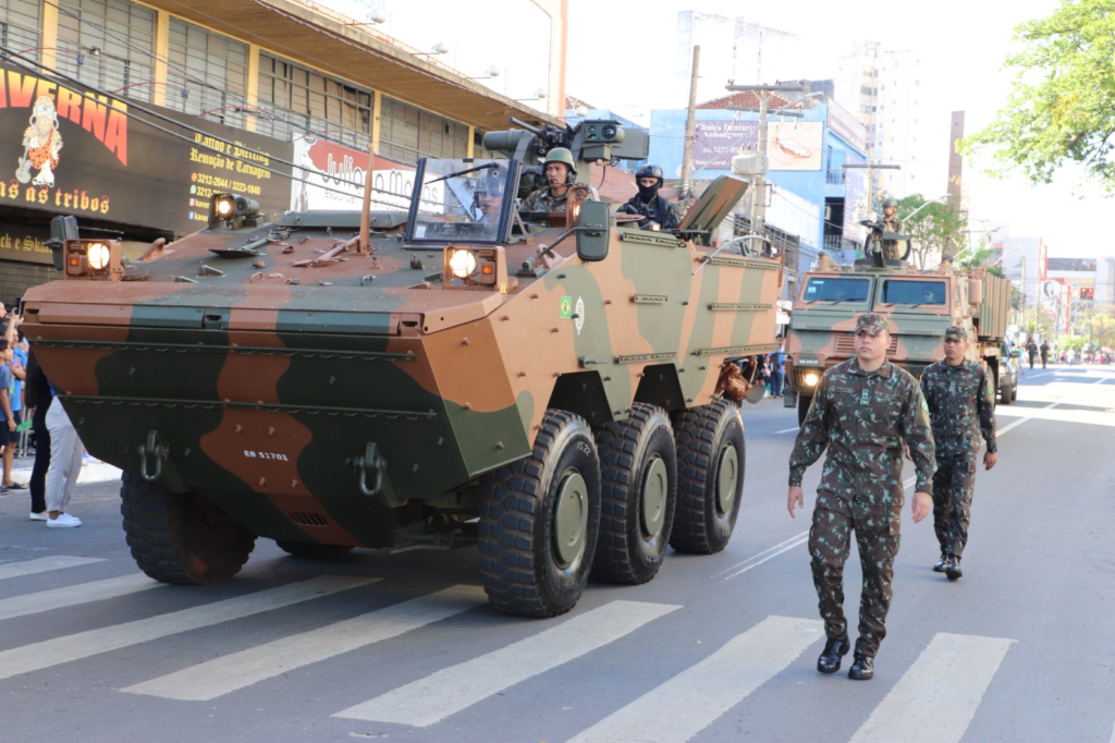 Goiânia celebra Independência do Brasil com desfile cívico-militar na Avenida Tocantins
