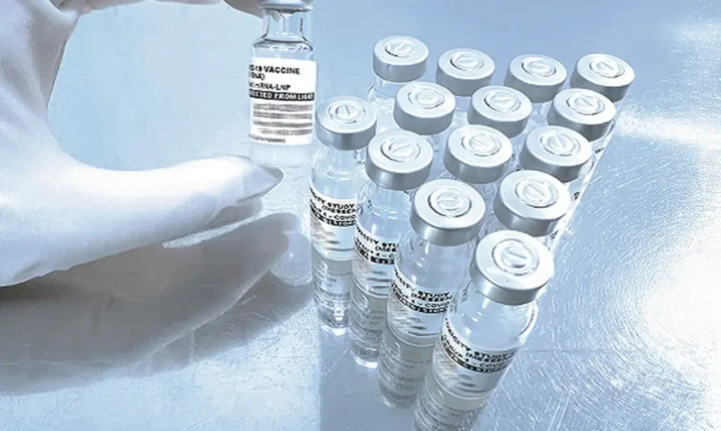 Fiocruz vai iniciar testes da primeira vacina RNAm contra a covid-19 
