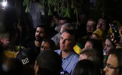 Lula aceita proposta de Flávio para quebra de sigilo bancário