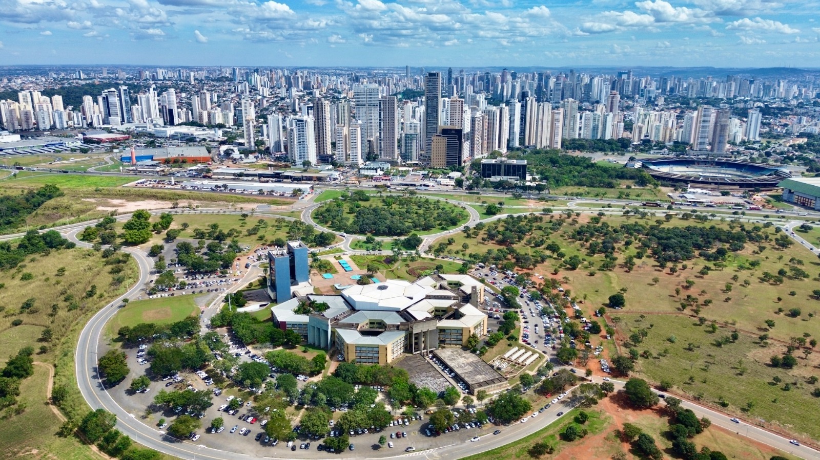 Saiba o que abre e o que fecha no feriado de 12 de outubro em Goiânia