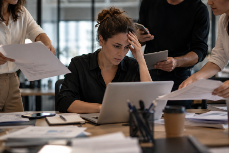 O líder que resolve tudo pode comprometer o desempenho e a autonomia da equipe