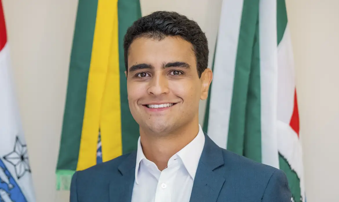 Alagoas elege JHC governador no primeiro turno